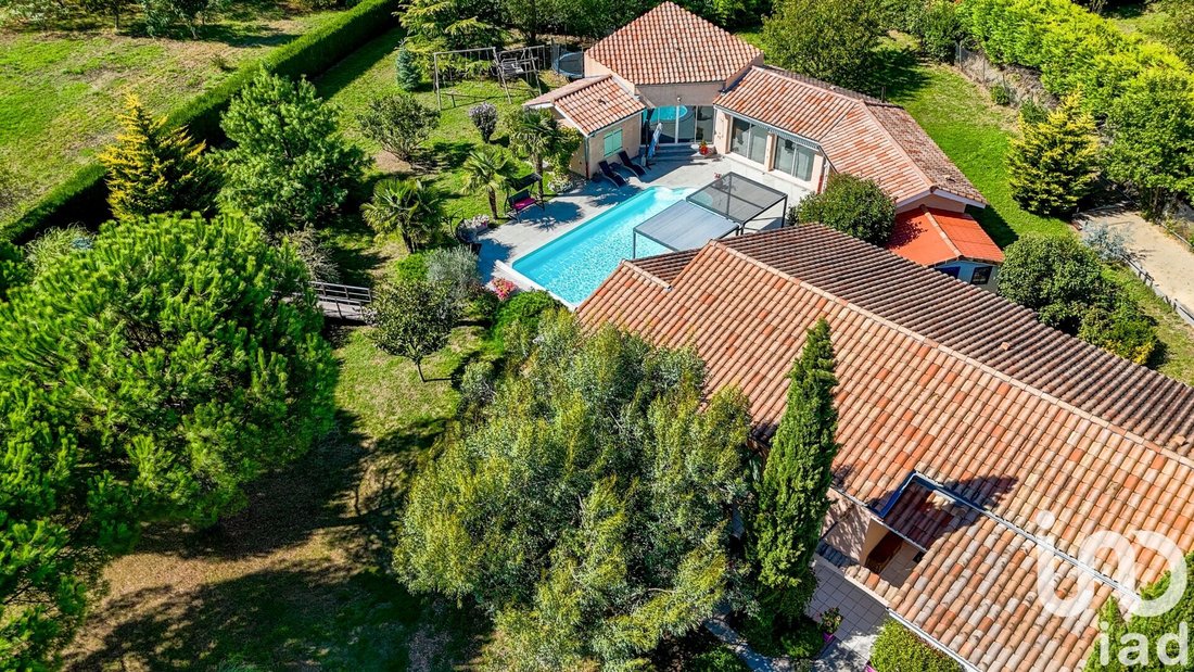 House in Basses-Barolles, Saint-Genis-Laval, France 2 - 16144674