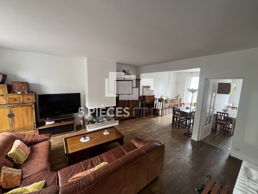 Haus in Plateau Nord, Suresnes, Frankreich 3 - 16142632