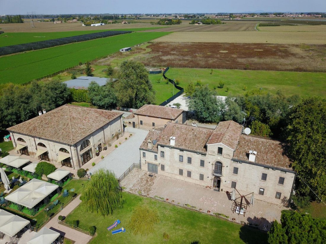 Farm Ranch in Pontegradella-Focomorto, Ferrara, Emilia-Romagna 1 - 16139049
