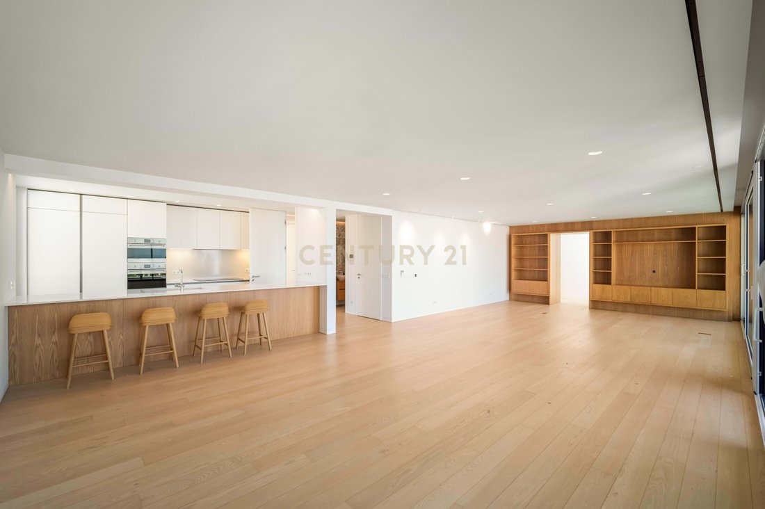 Apartment in Estoril, Cascais e Estoril, Lisbon 3 - 15796304