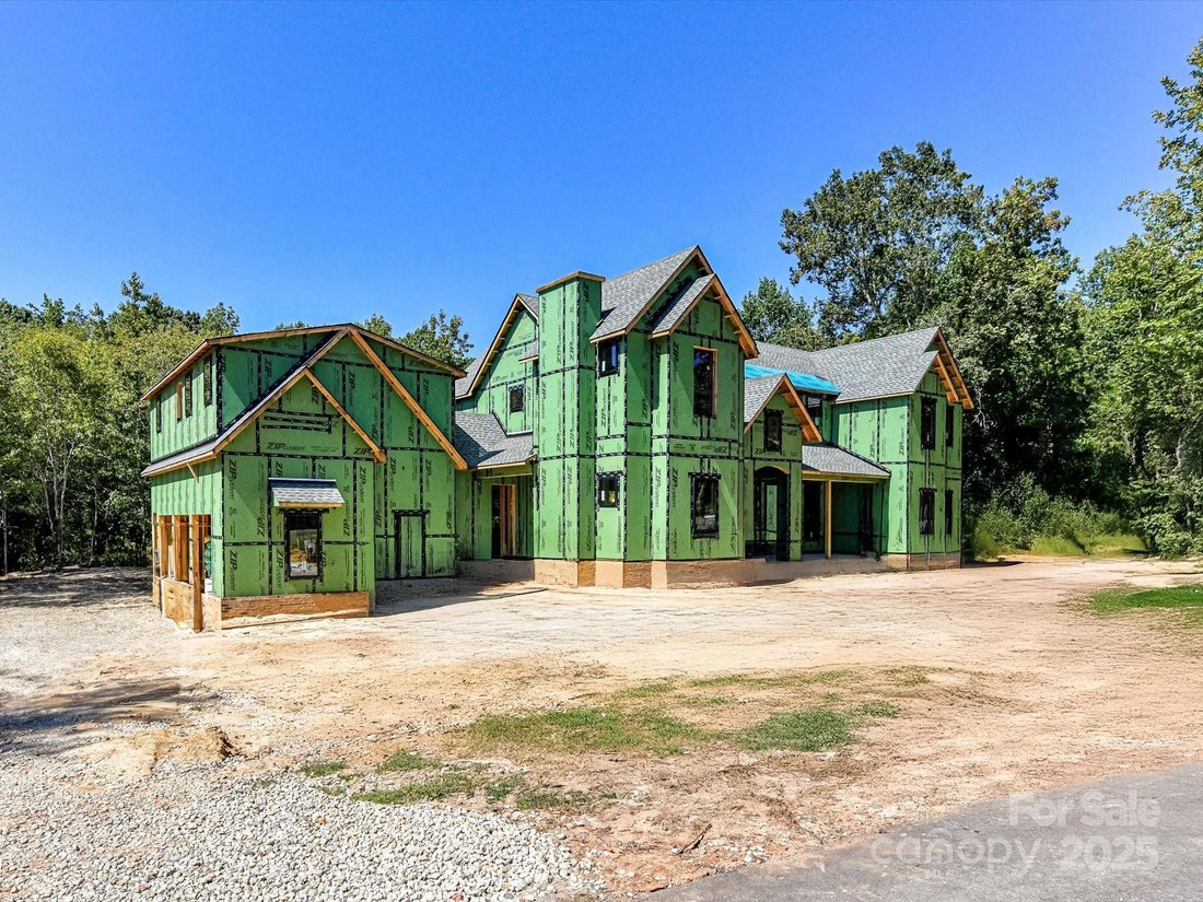 House in Davidson, North Carolina, United States 2 - 16138784