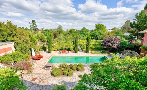 Maison à Bord de Seine-Closeaux, Rueil-Malmaison, France 1