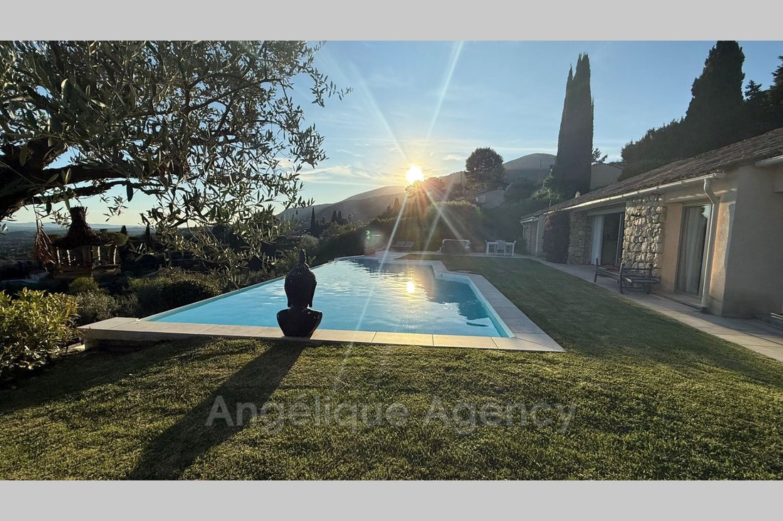 Villa in Plan de Noves, Vence, France 3 - 16142894