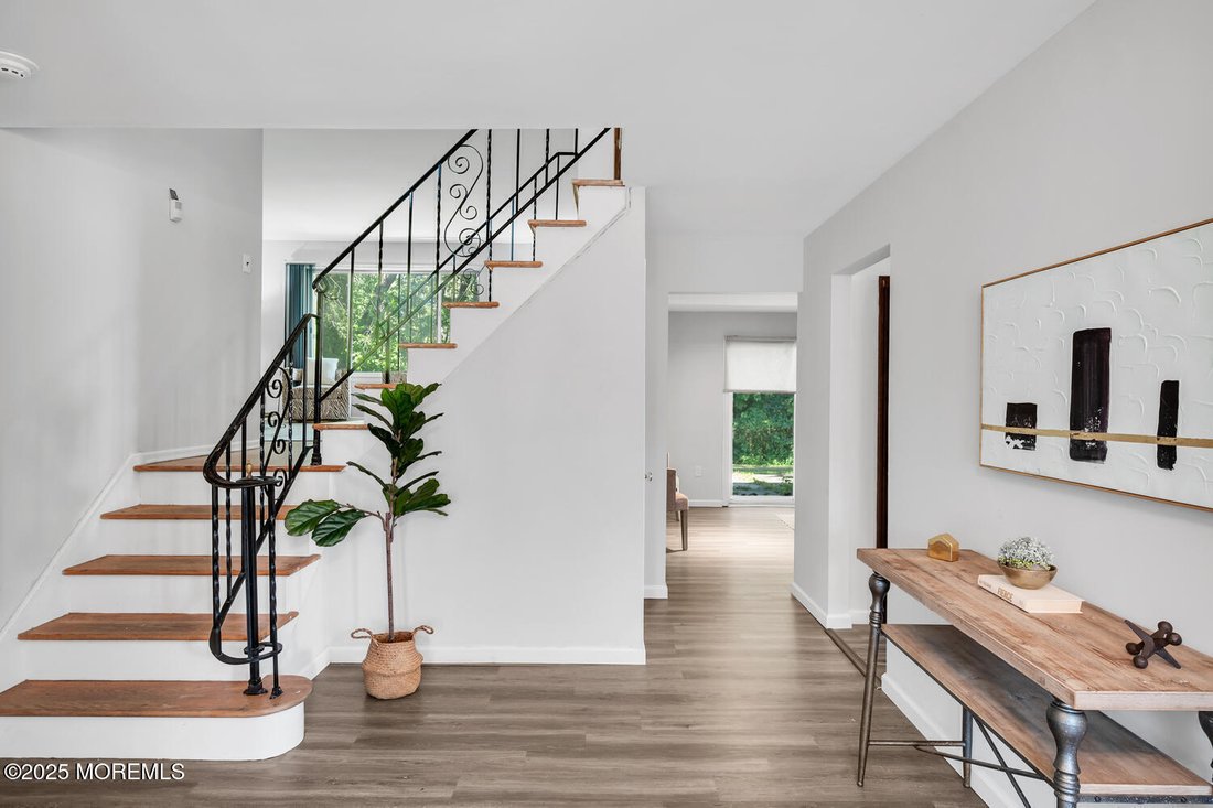 House in Hazlet, New Jersey, United States 5 - 16138141