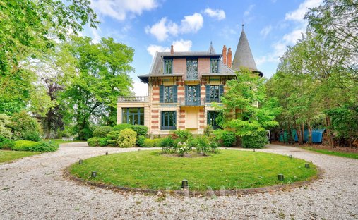 Haus in Rueil-Malmaison, Île-de-France, Frankreich 1