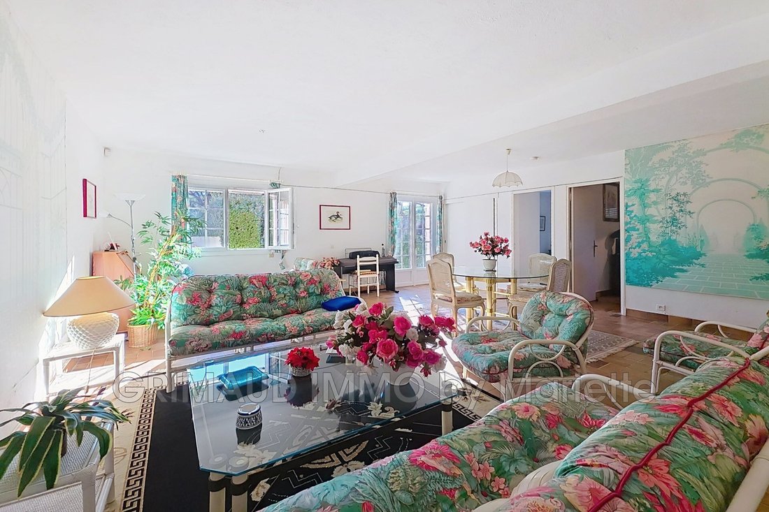 Villa in Ramatuelle, Provence-Alpes-Côte d'Azur, France 5 - 16138256