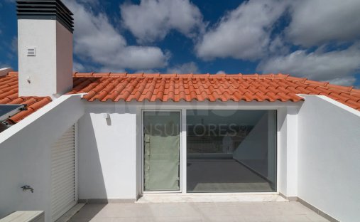 Villa in Pontinha e Famoes, Lisbon, Portugal 1