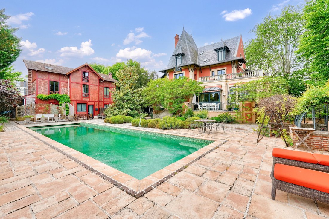 House in Bord de Seine-Closeaux, Rueil-Malmaison, France 4 - 16135870