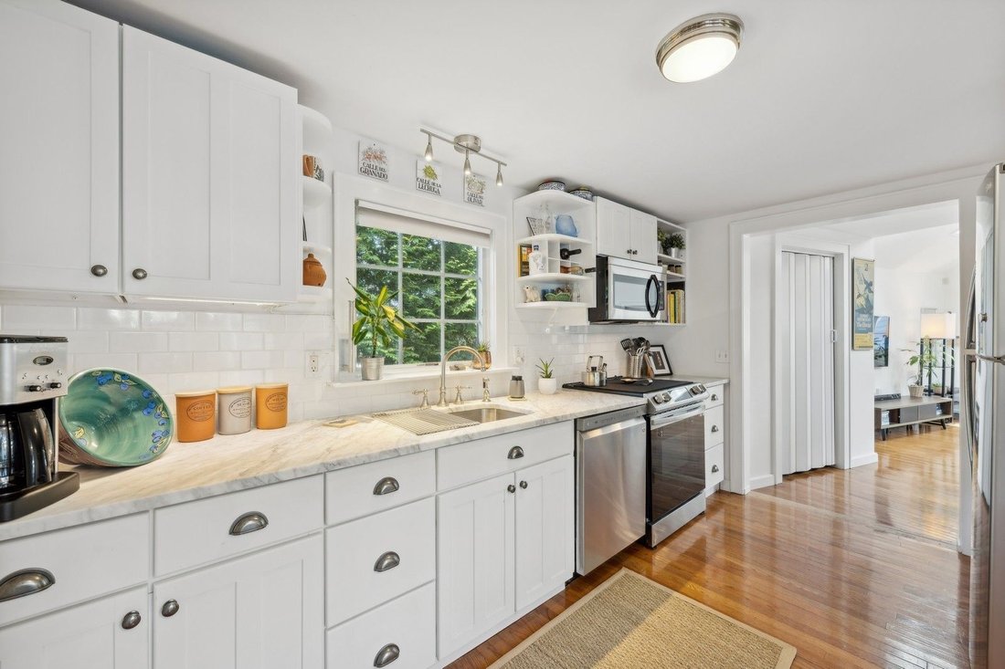 East Hampton, New York, United States 5 - 16142925