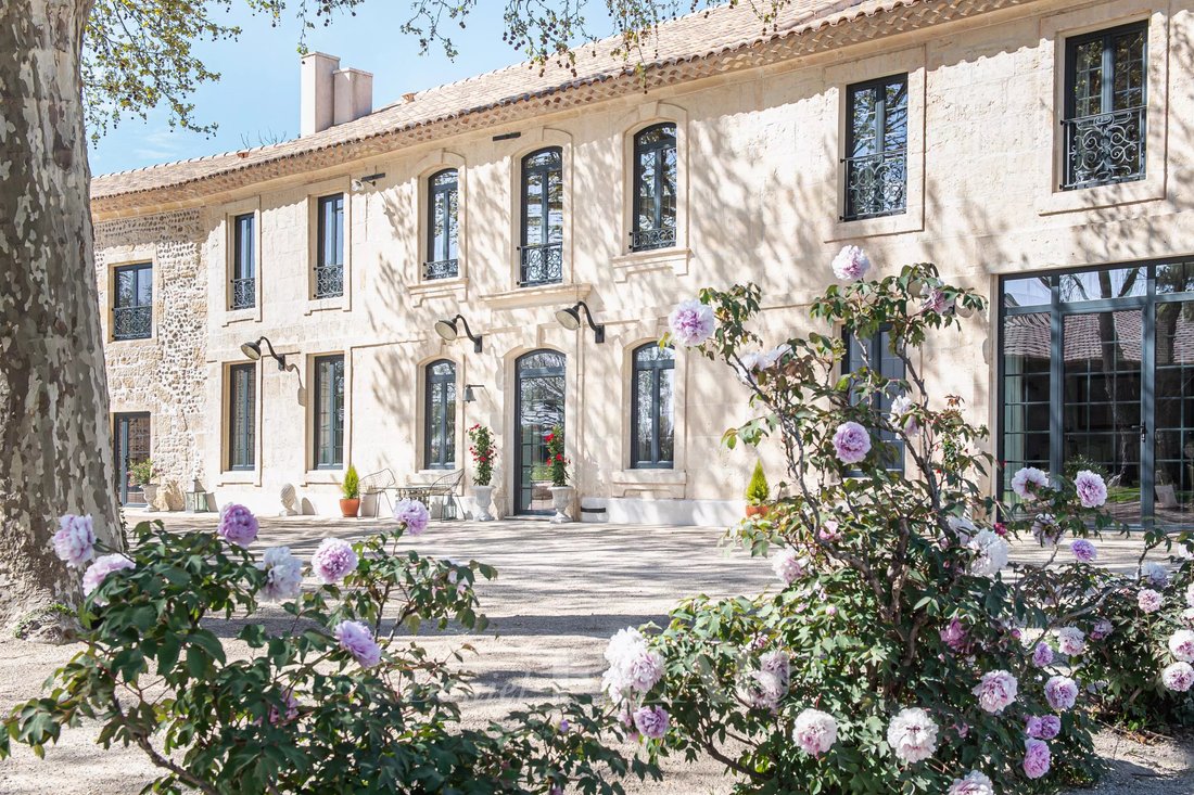 House in Arles, Provence-Alpes-Côte d'Azur, France 2 - 14235342
