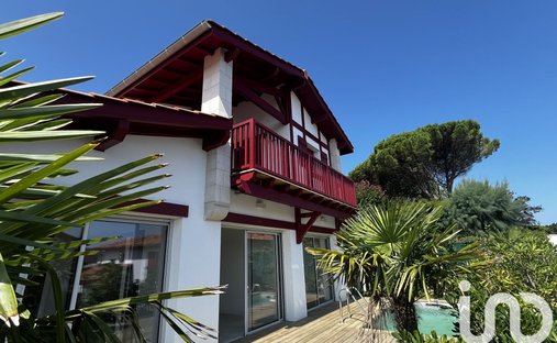 House in Behobie Socoa, Urrugne, France 1