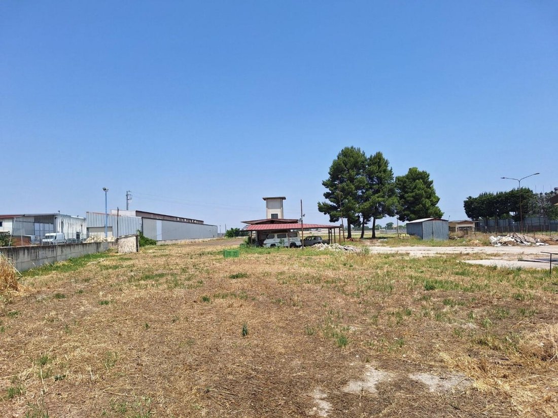 Land in Foggia, Apulia, Italy 1 - 16139076