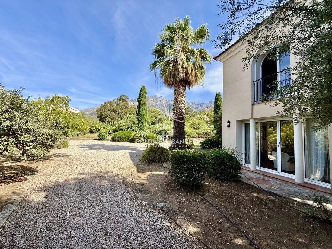 Villa in Calenzana, Corsica, France 5 - 16143441
