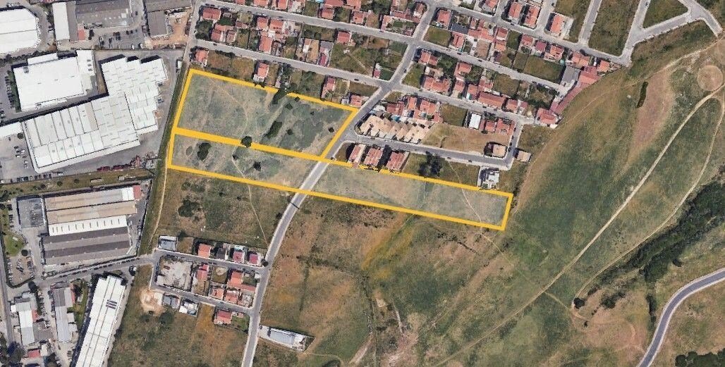 Land in Sao Domingos de Rana, Lisbon, Portugal 1 - 15914648