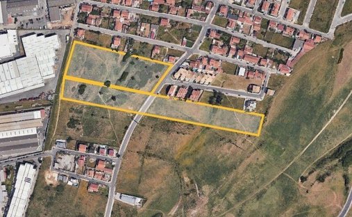 Land in Sao Domingos de Rana, Lisbon, Portugal 1