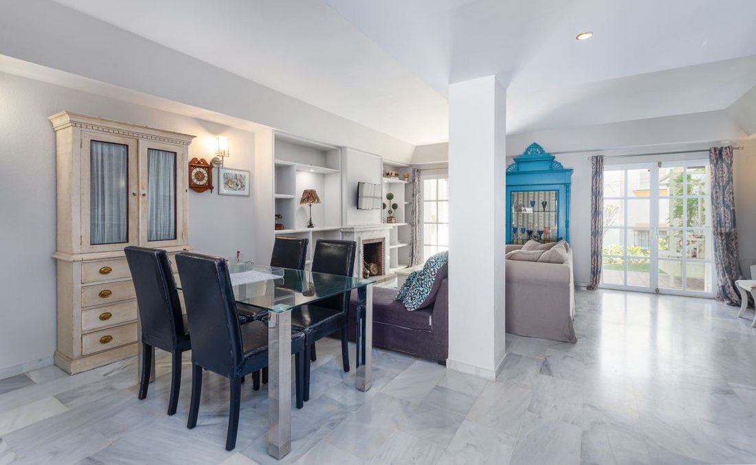 Townhouse in Estepona, Andalusia, Spain 5 - 16145573