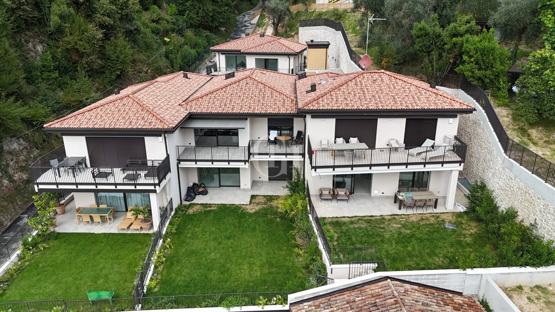 Apartment in Gardone Riviera, Lombardy, Italy 2 - 13850687