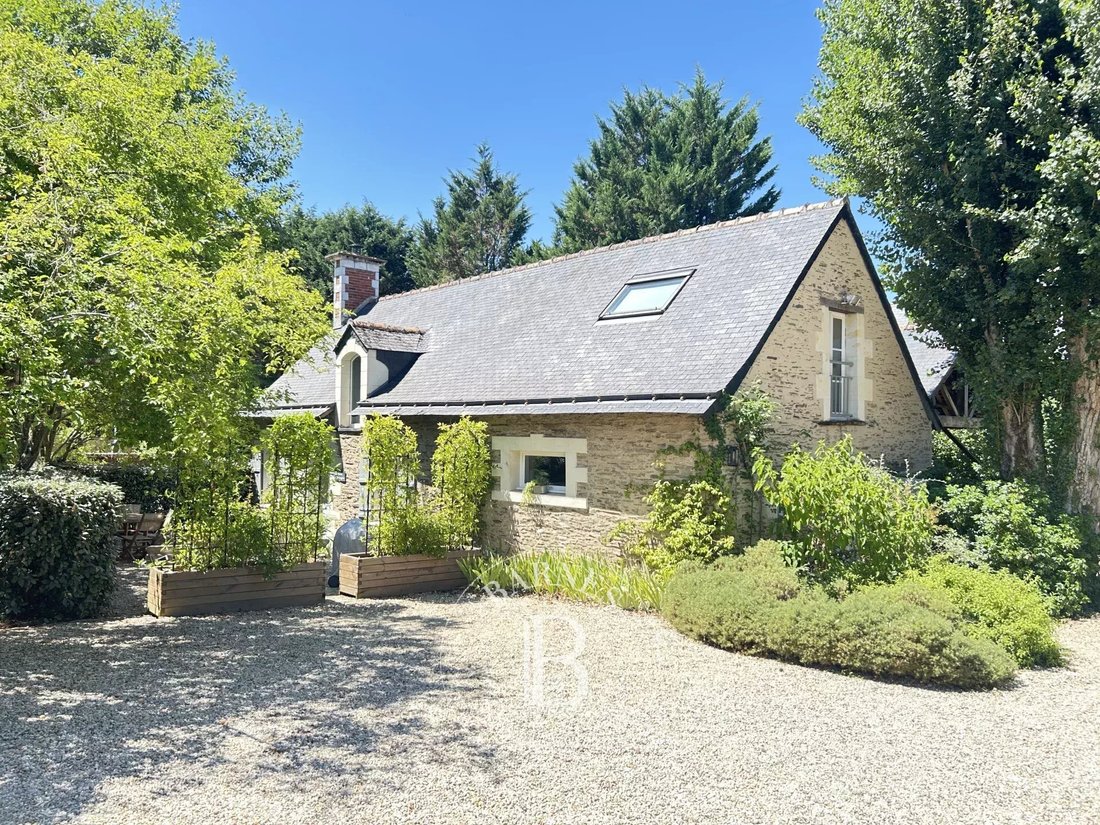 House in Les Garennes-sur-Loire, Pays de la Loire, France 2 - 16138171