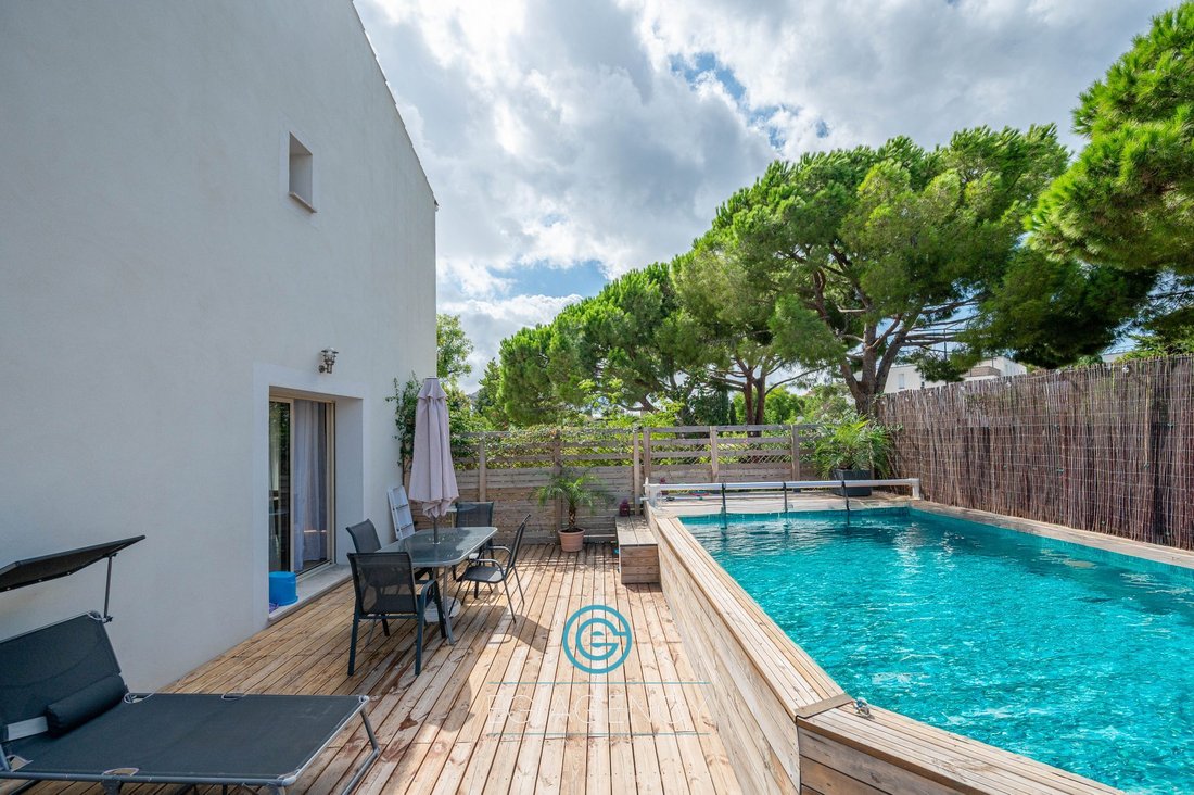 Villa en Marsella, Provenza-Alpes-Costa Azul, Francia 1 - 16140824