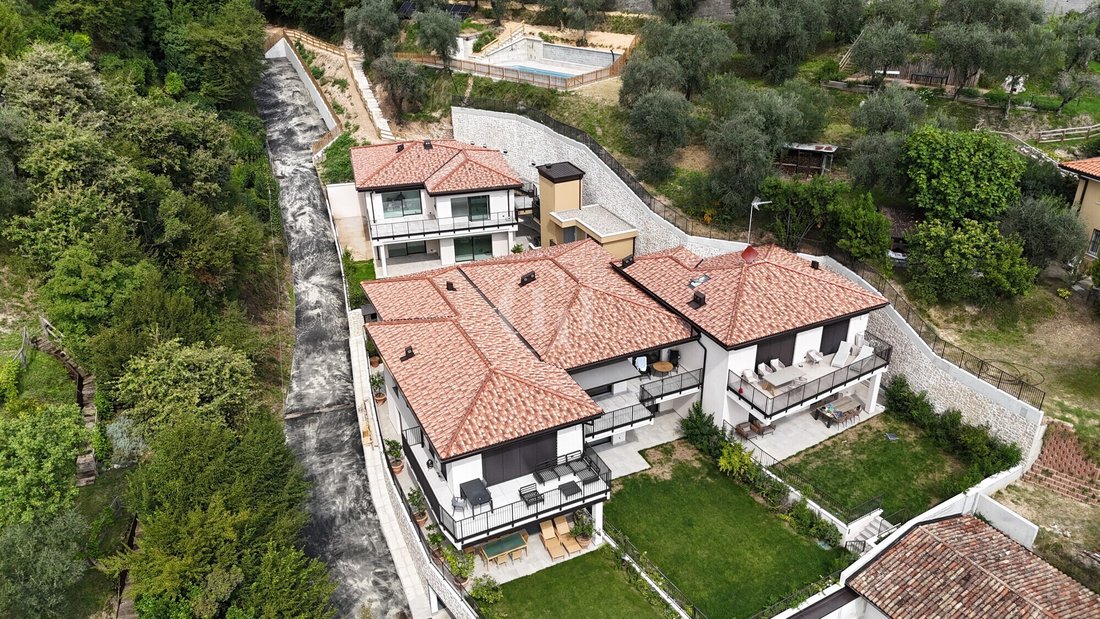 Apartment in Gardone Riviera, Lombardy, Italy 4 - 13850687