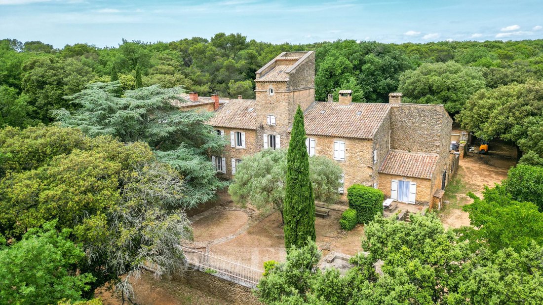 Farm Ranch in Uzès, Occitania, France 5 - 16141340
