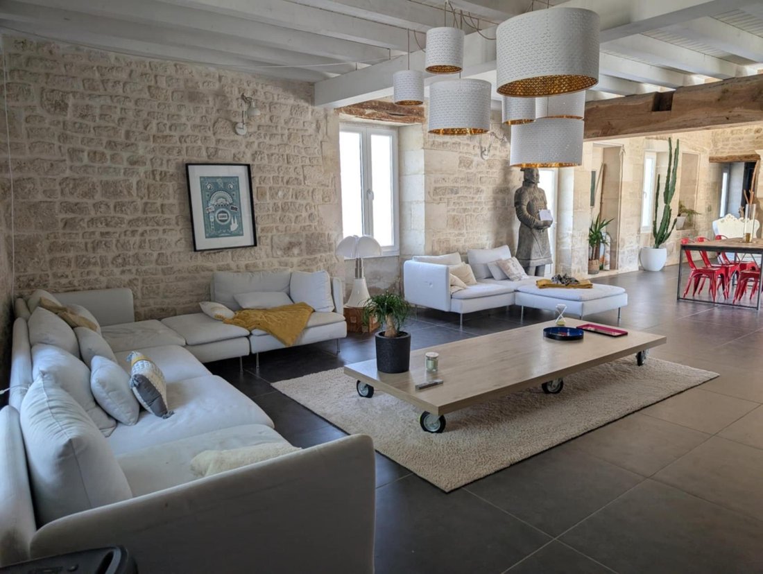 House in Francois, Nouvelle-Aquitaine, France 2 - 16142221