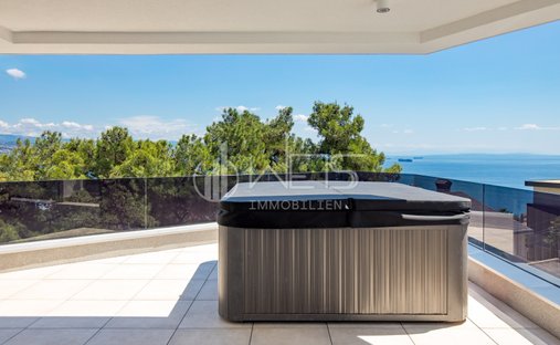 Apartment in Grad Opatija, Primorje-Gorski Kotar County, Croatia 1