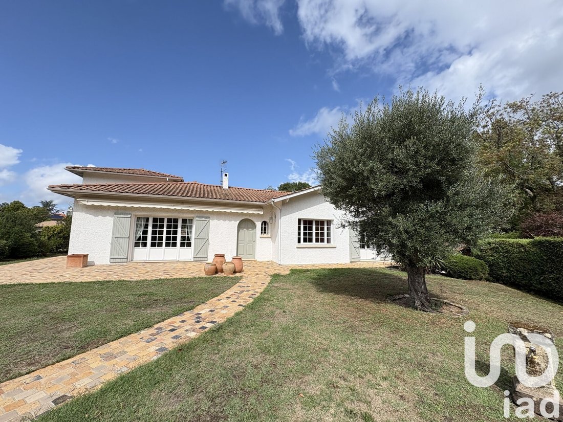 House in Centre, Carbon-Blanc, France 3 - 16142594