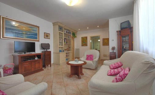 Centre, Fucecchio, Toscane 1