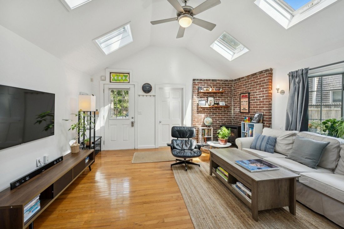 East Hampton, New York, United States 2 - 16142925