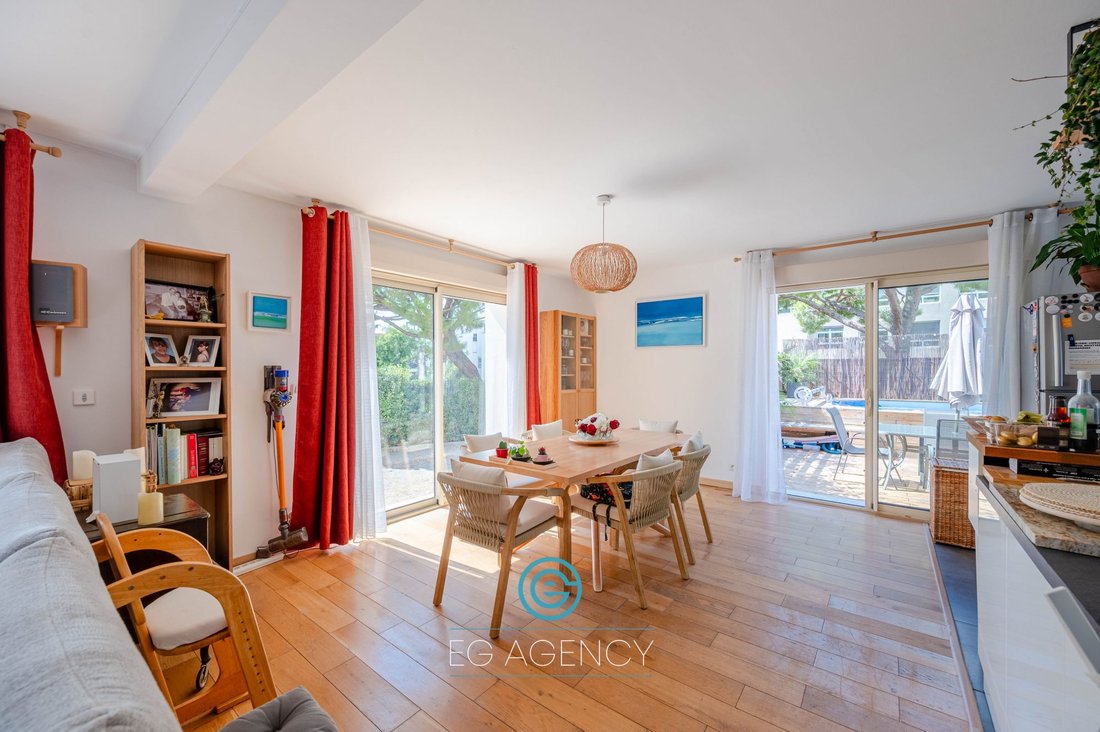 Villa en Marsella, Provenza-Alpes-Costa Azul, Francia 3 - 16140824