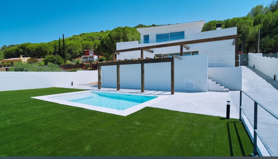 Villa in Alhaurin de la Torre, Andalusia, Spain 4 - 16145639