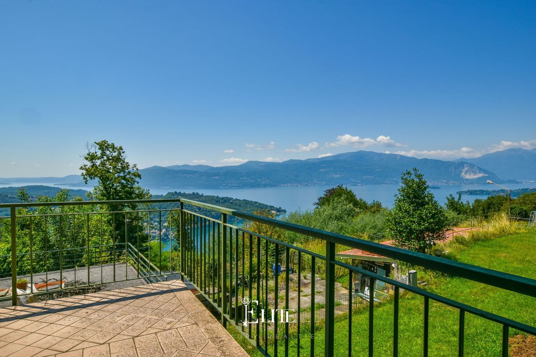 Villa in Laveno-Mombello, Lombardy, Italy 3 - 16145780