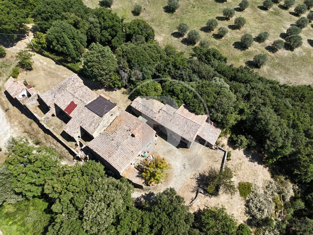 House in Volterra, Tuscany, Italy 4 - 16145817