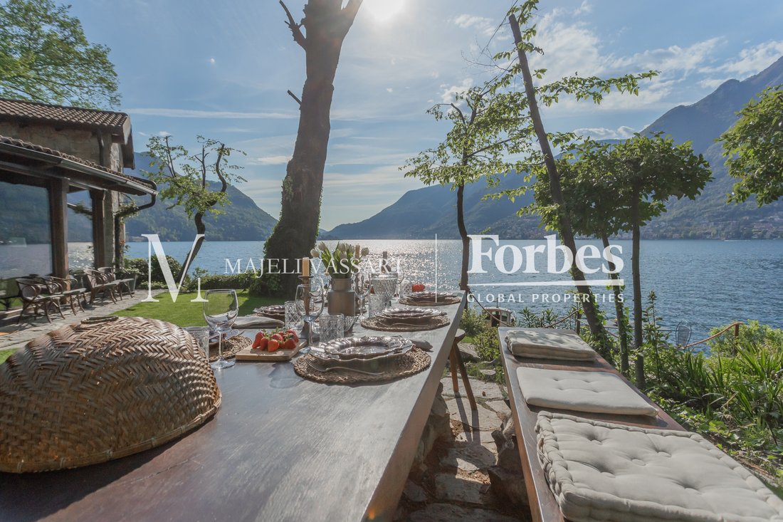 Villa in Faggeto Lario, Lombardy, Italy 4 - 16145836