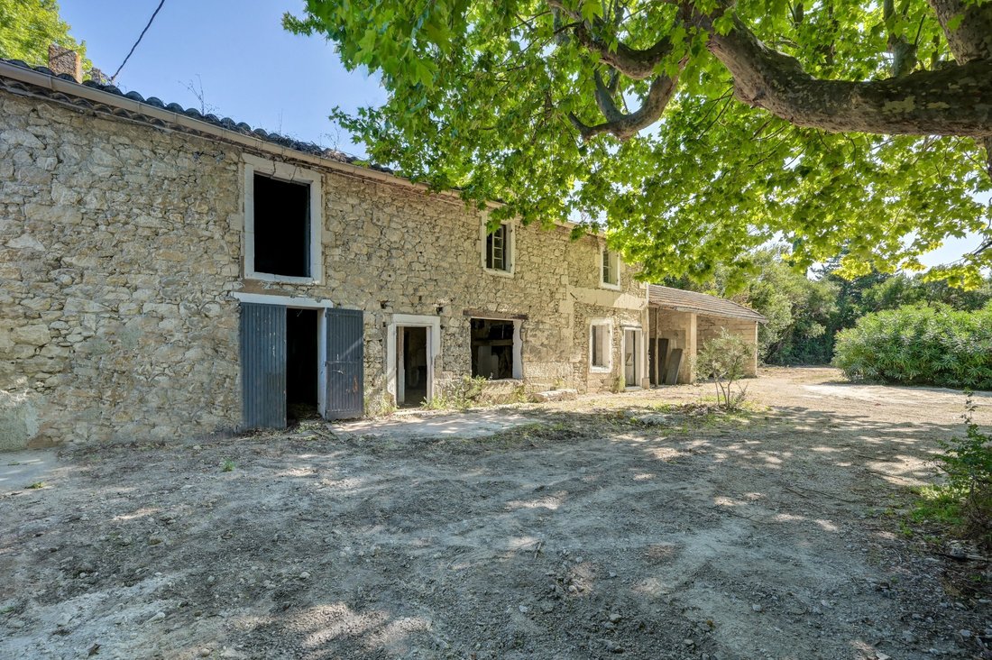 House in Saint-Rémy-de-Provence, Provence-Alpes-Côte d'Azur, France 2 - 16145838