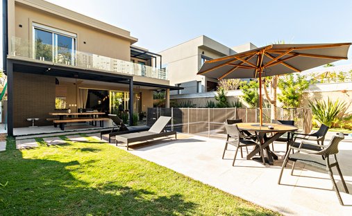 House in Barueri, State of São Paulo, Brazil 1
