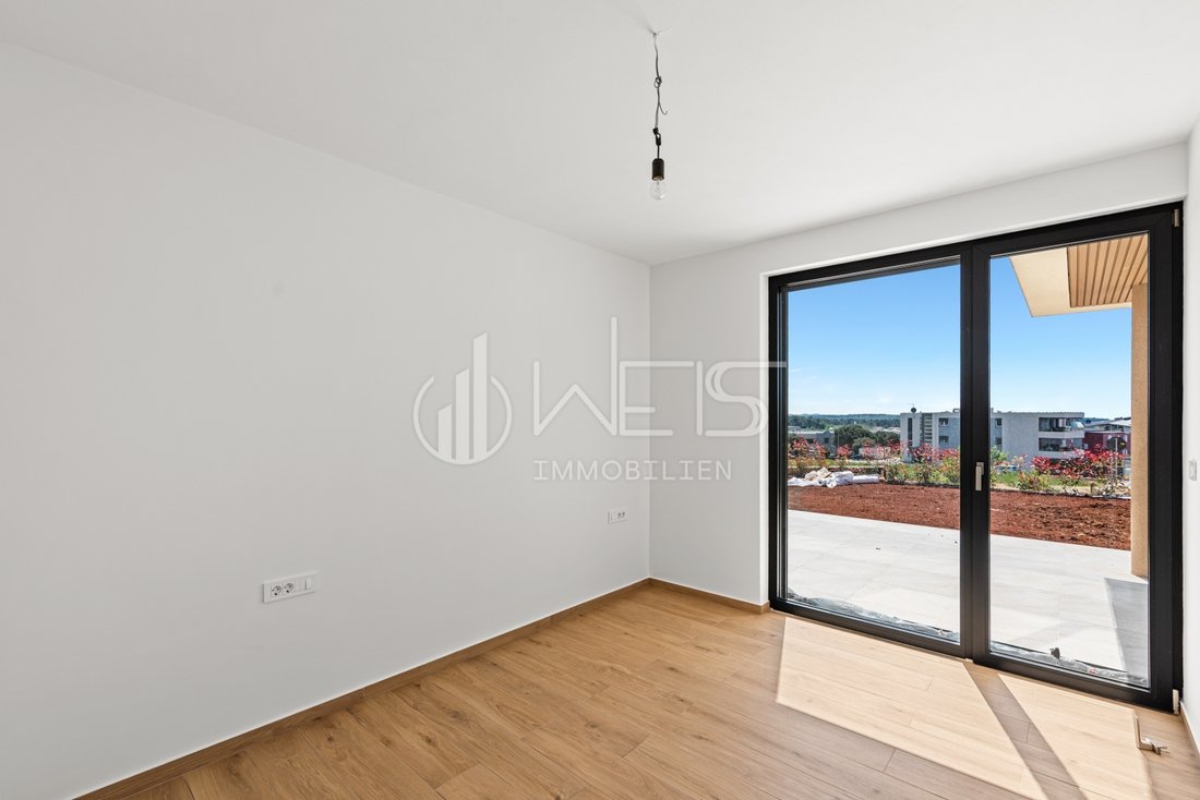 Apartment in Novigrad, Istria County, Croatia 2 - 16147577