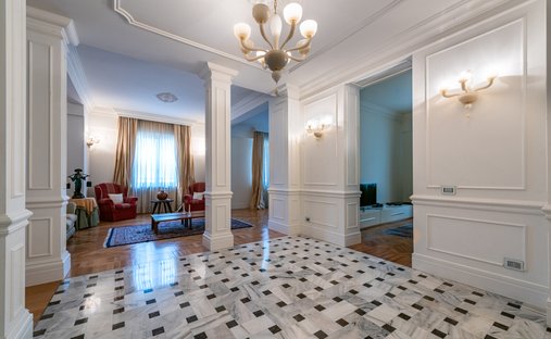Apartment in Porta Venezia - Repubblica, Milan, Italy 1