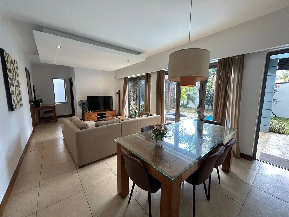 Villa in Grand Baie, Rivière du Rempart District, Mauritius 2 - 16145875