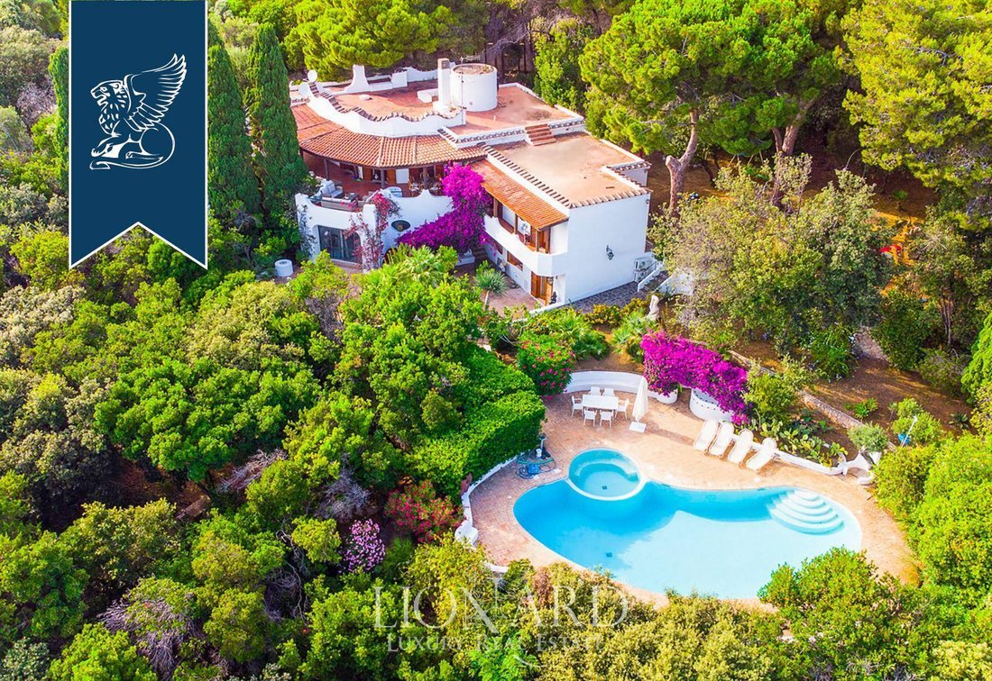Villa in San Felice Circeo, Lazio, Italy 2 - 16117219