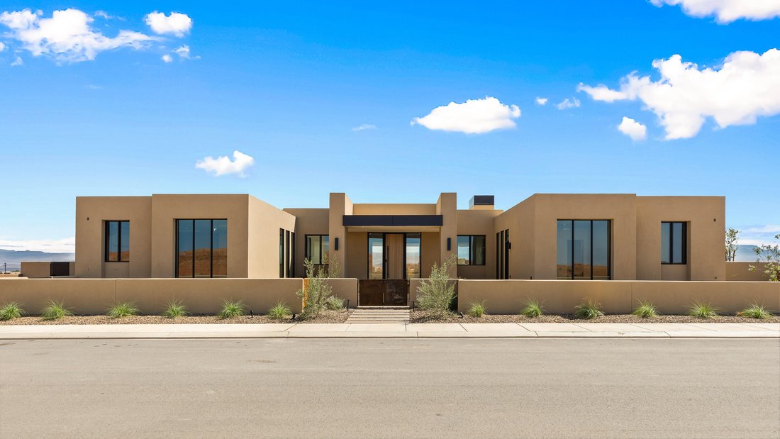House in Hurricane, Utah, United States 1 - 16148118