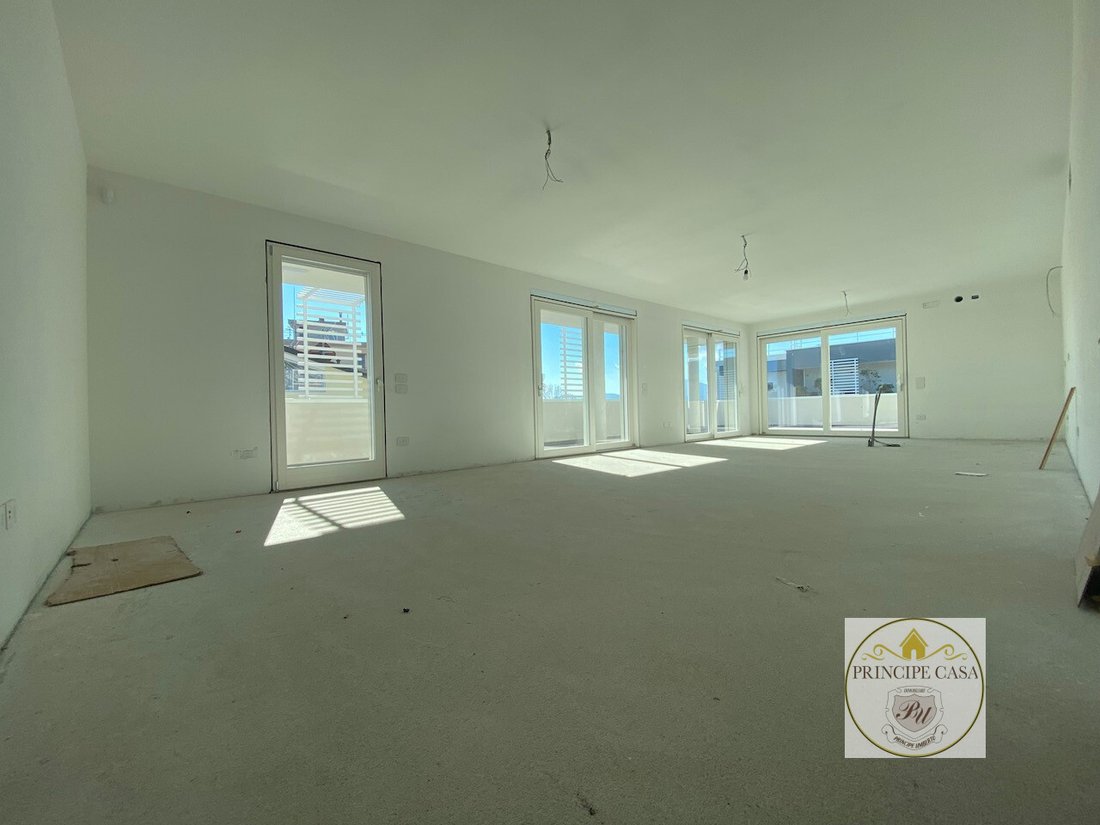 Penthouse in Abano Terme, Veneto, Italy 3 - 12378110