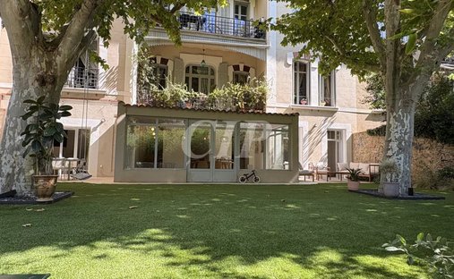 Apartment in Mazarin-Opéra-Bellegarde-Mairie, Aix-en-Provence, France 1