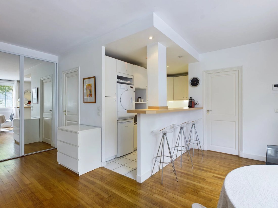 Apartment in Muette Nord, Paris 16e Arrondissement, Paris 5 - 16147315