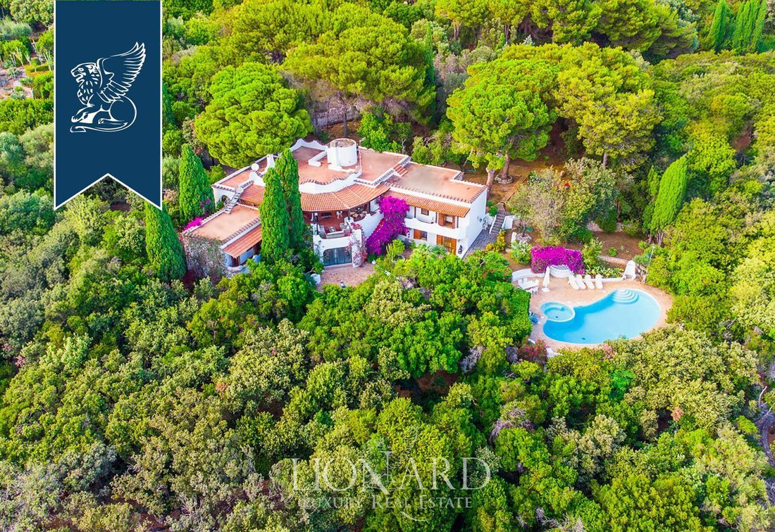 Villa in San Felice Circeo, Lazio, Italy 1 - 16117219