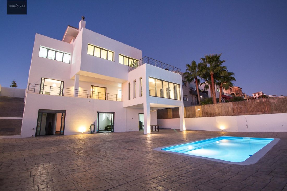 Villa in La Zubia, Andalusia, Spain 3 - 16147132