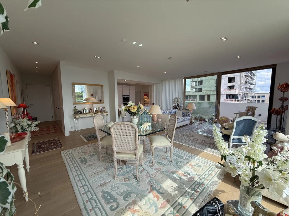 Apartment in Luxembourg, Luxembourg District, Luxembourg 2 - 15624071