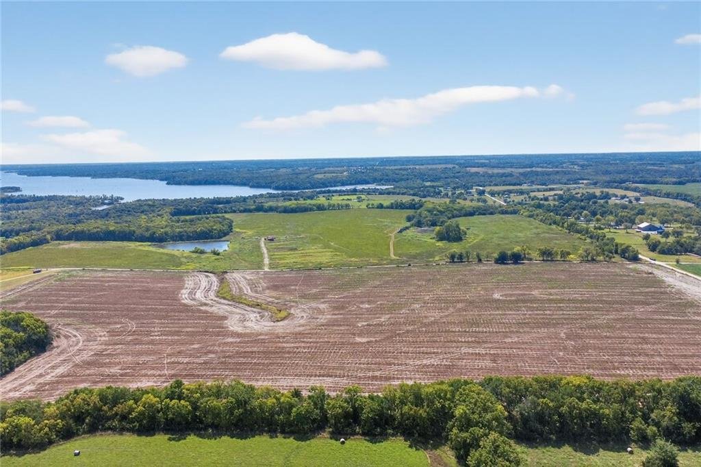 Farm Ranch in Spring Hill, Kansas, United States 3 - 15079156