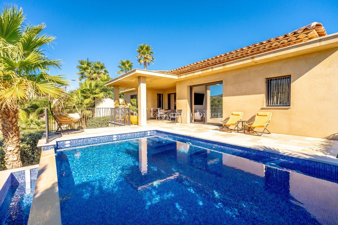 Villa in Ville-Les Saquedes-Le Bouillonnet, Sainte-Maxime, France 2 - 16147652